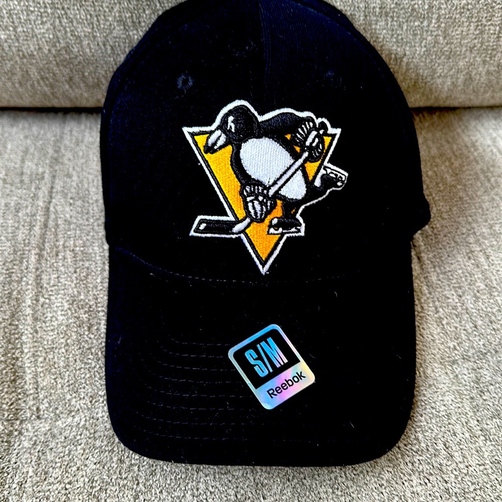 🐧 🏒 
Pittsburgh Penguins Hat